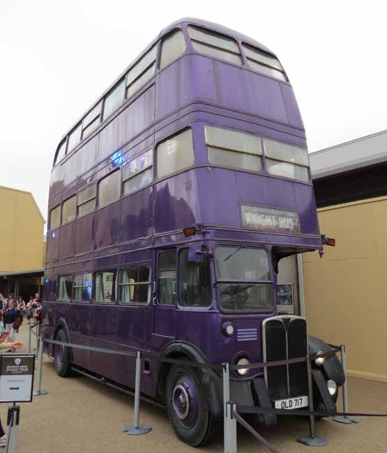 Harry Potter Knight Bus RT4497